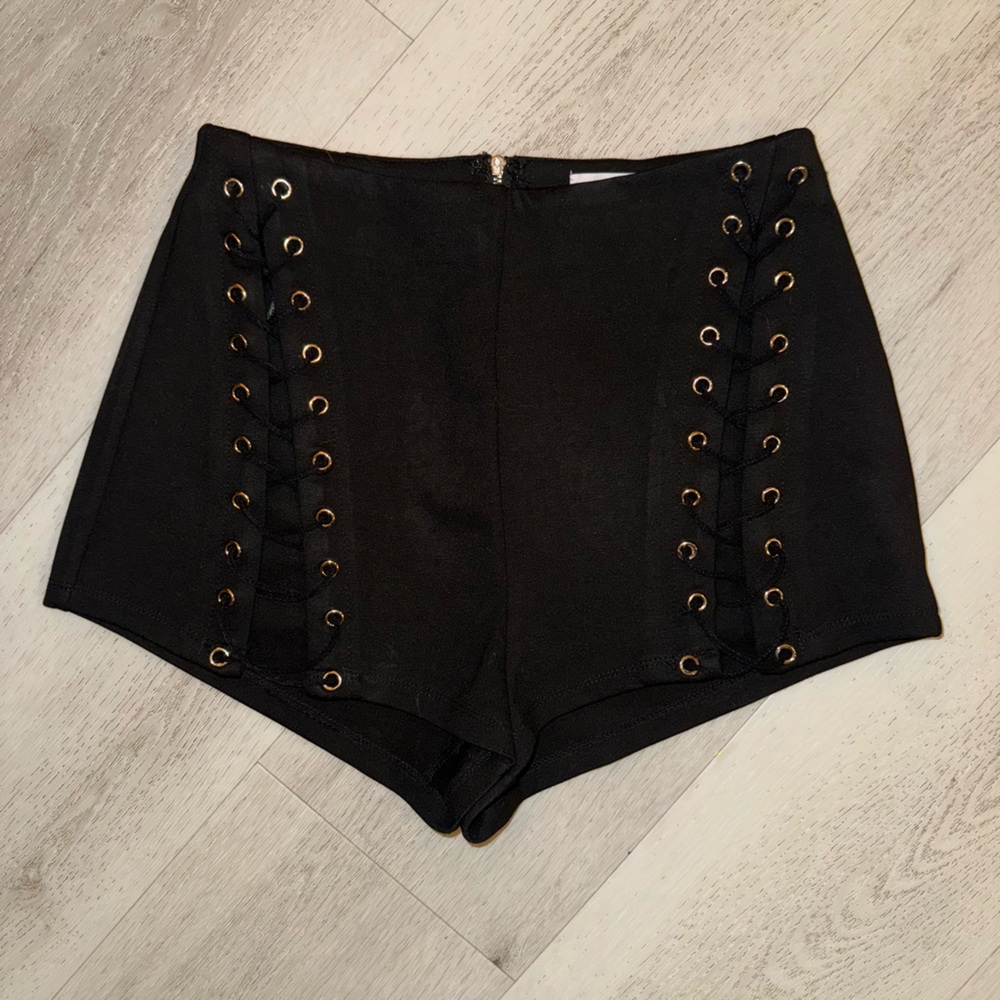 Revolve by the way shorts size xs